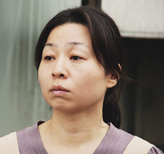 成嶋瞳子